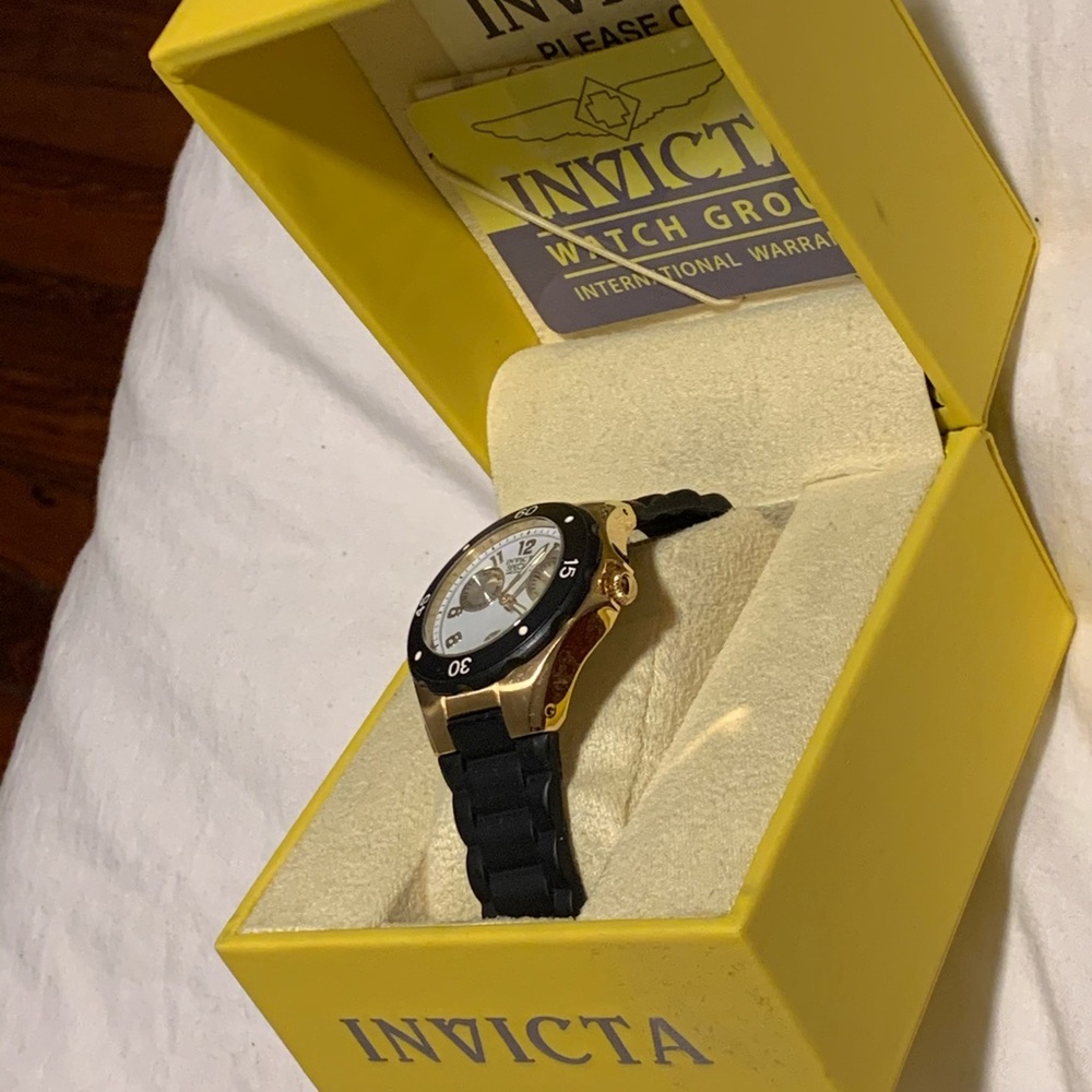 Invicta Watch - Picture 2 of 3